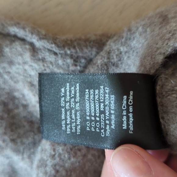 Aritzia The Group Baton Nandini Sweater Cross Front Size Medium Brown/Taupe - Picture 7 of 12